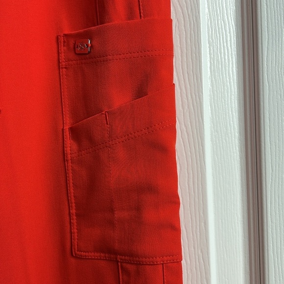Grey's Anatomy Red Orange Cargo Pants with Straight Leg Design S - Picture 4 of 5